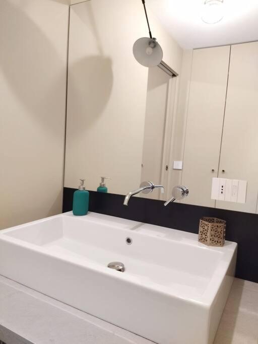 La Vetrina Sulla Citta Apartment Милано Екстериор снимка